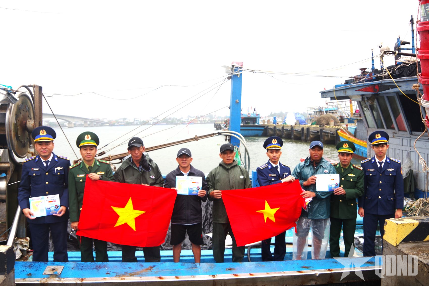 Vùng Cảnh sát biển 2 đẩy mạnh tuyên truyền nâng cao nhận thức về phòng, chống IUU